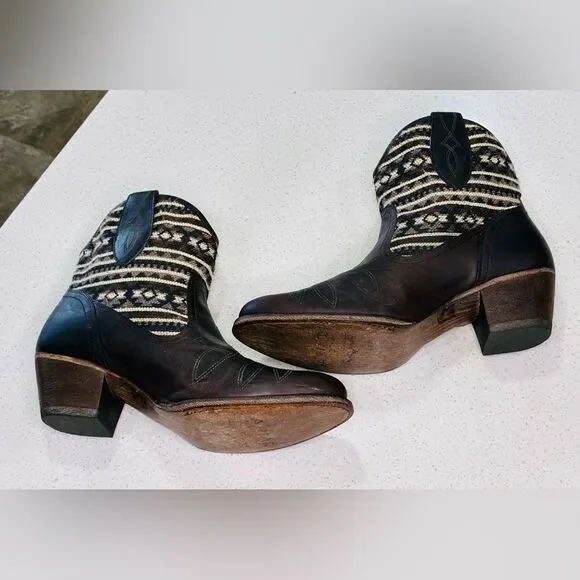 Ariat Meadow Western Ankle Boots Womens 11B Brown Leather Aztec Ankle Boots EUC - Picture 11 of 15